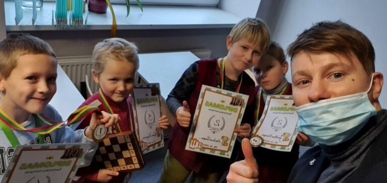 Žaidėme šachmatais