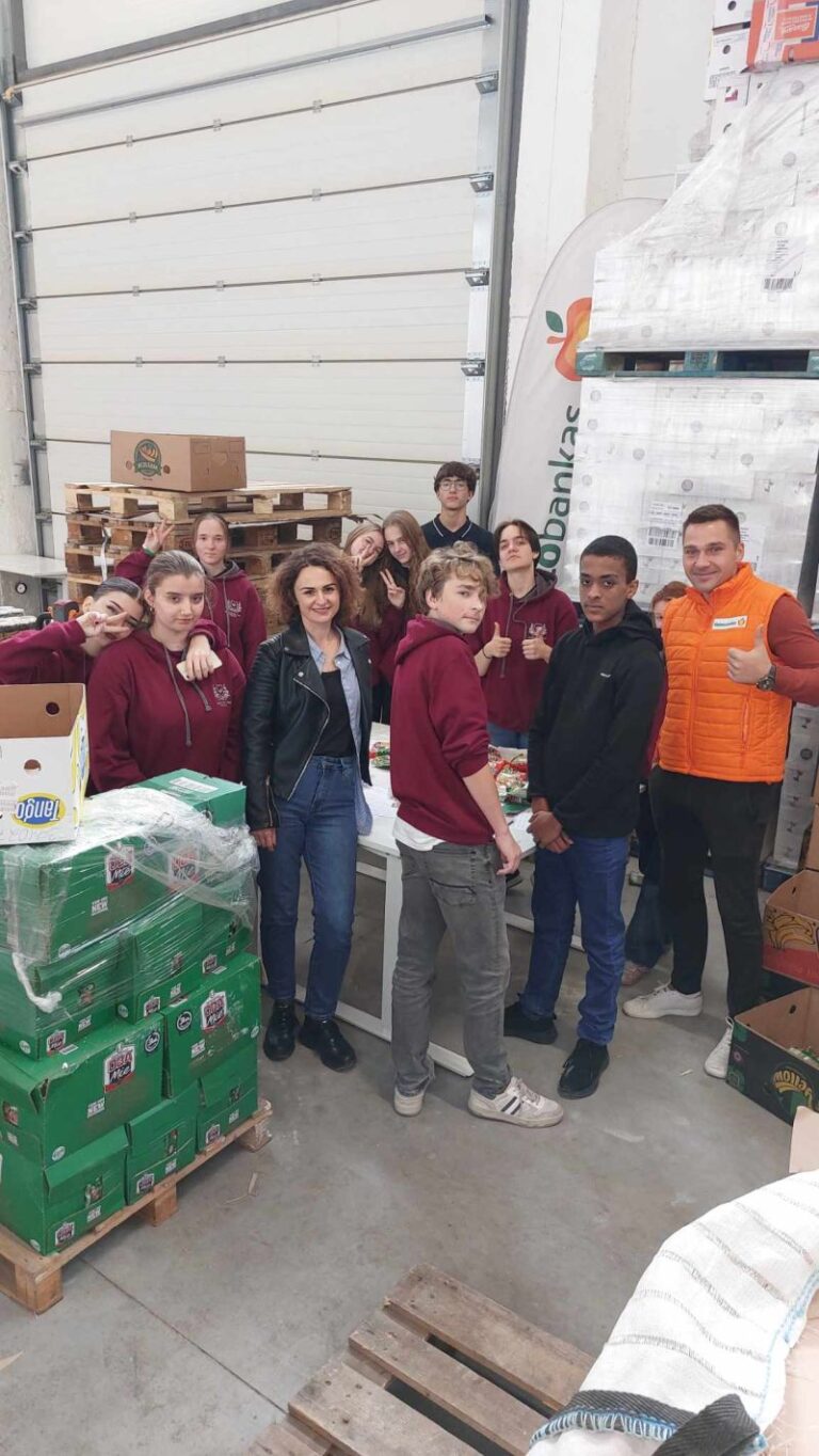 Pagelbėjome „Maisto bankui”