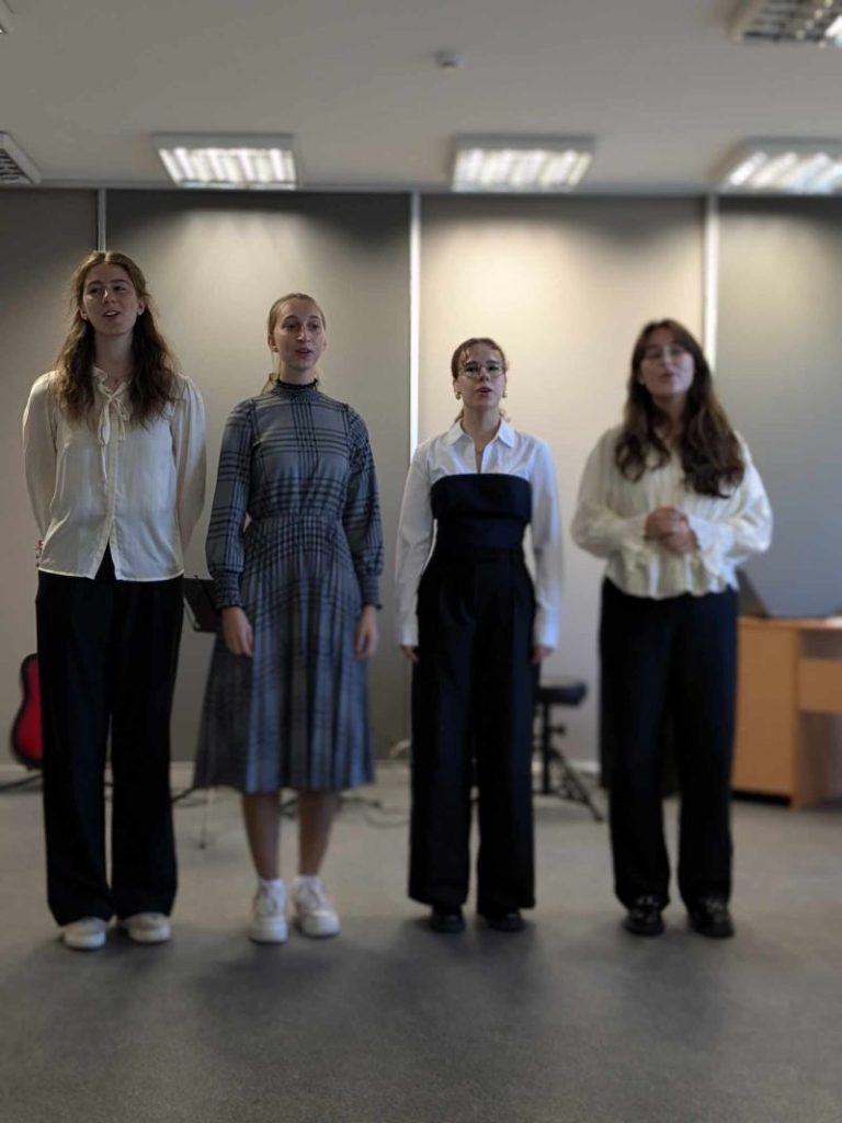 Koncertavome mokytojams