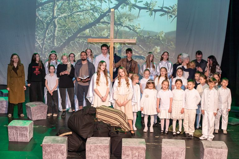 Spektaklis „Prisikėlimas”