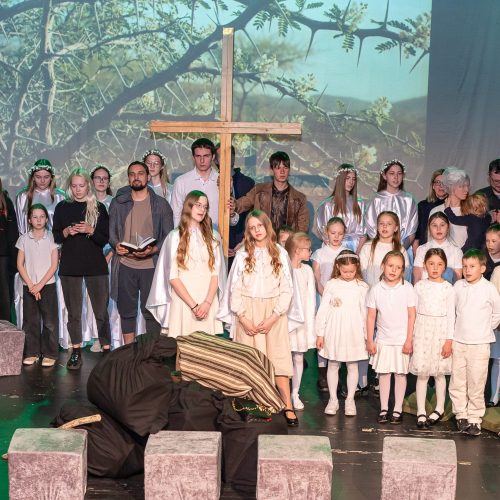 Spektaklis „Prisikėlimas”